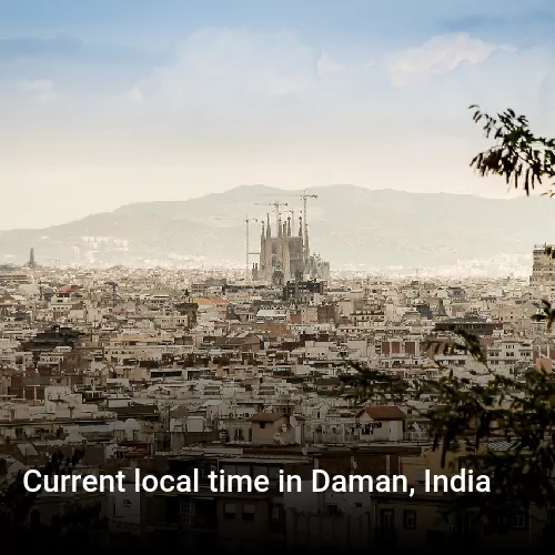 Current local time in Daman, India