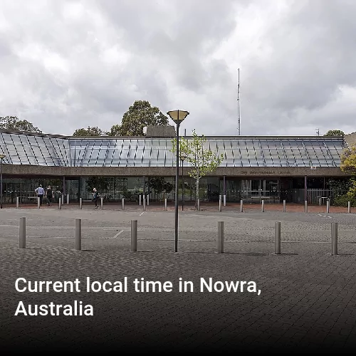 Current local time in Nowra, Australia